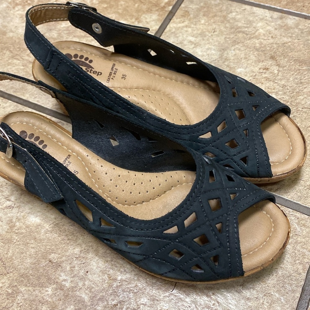 Spring Step Italian Size 4.5 Leather Sandals/Wedges Summer Fall